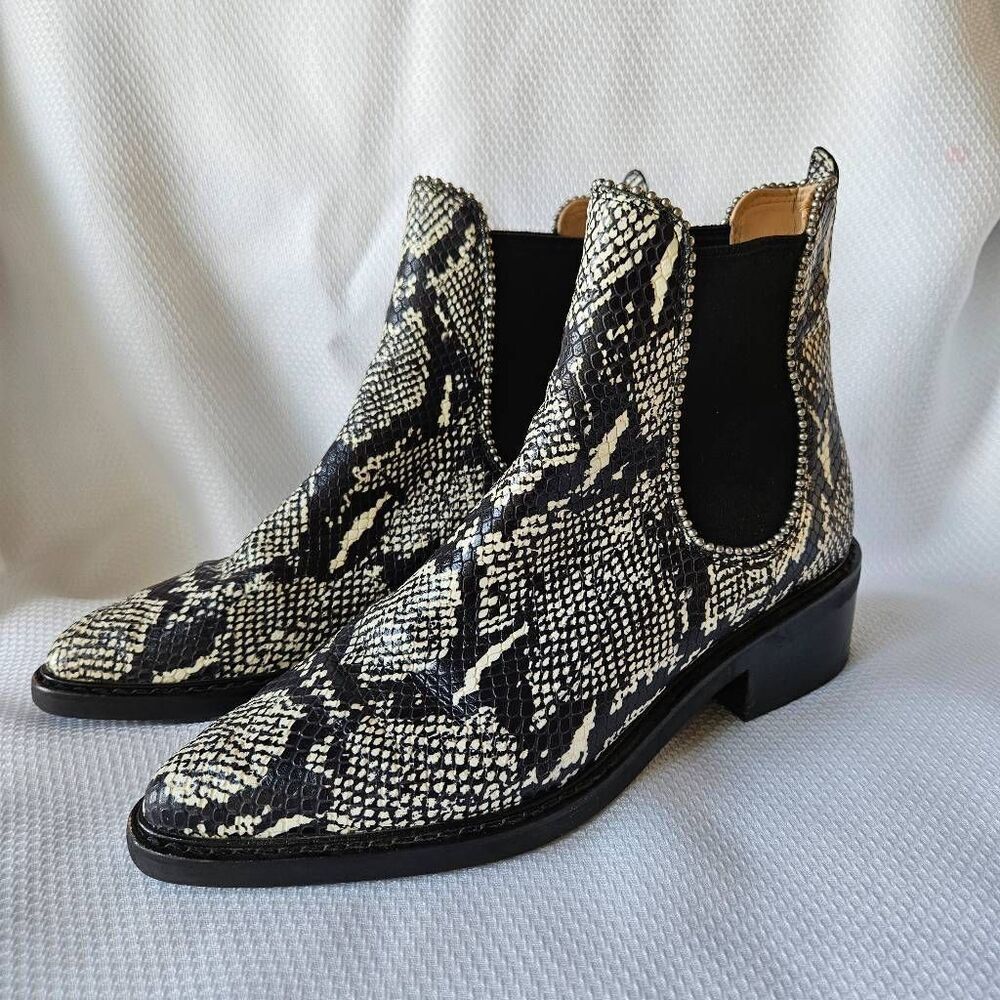 Coach Bowery Bootie in Snakeskin Size 8